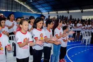 750 alunos de Jandira s&atilde;o formados pela 2&deg; turma do PROERD