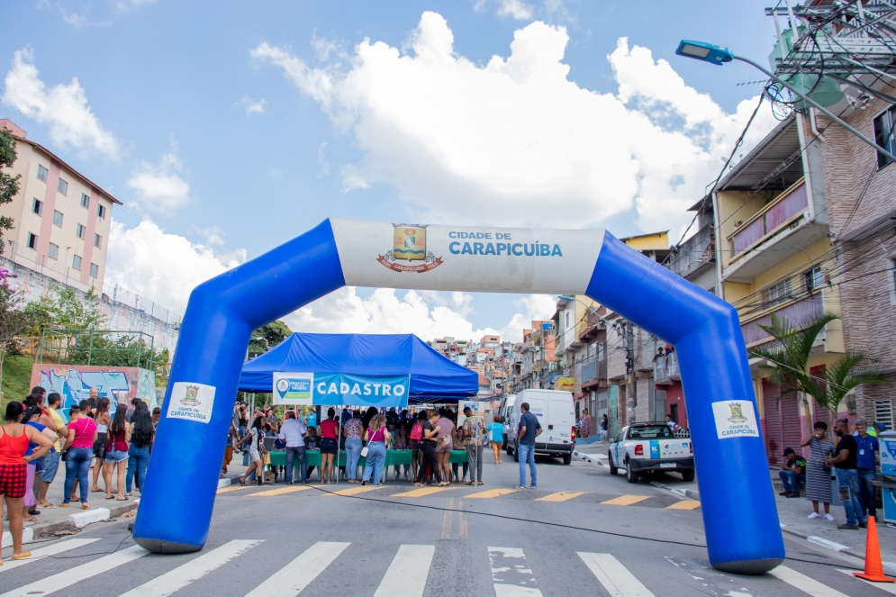Cal&ccedil;ad&atilde;o de Carapicu&iacute;ba recebe Programa Prefeitura no Seu Bairro