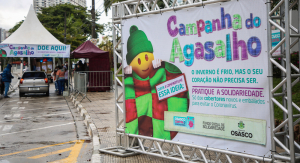 Fundo Social promove drive-thru da Campanha do Agasalho