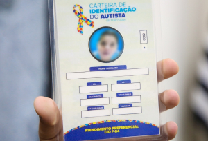 Osasco cria Carteira de Identifica&ccedil;&atilde;o da Pessoa com Transtorno de Espectro de Autista