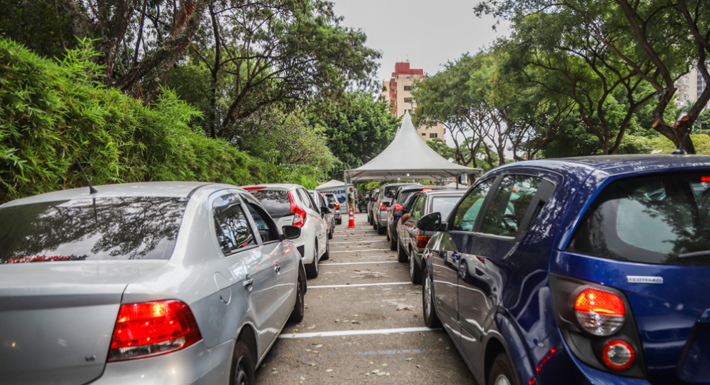 Sa&uacute;de promove drive-thru para pessoas com comorbidades 18+ no s&aacute;bado e domingo