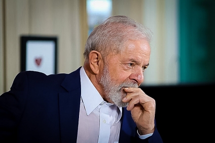 Eleições 2022: Lula lidera em todos os cenários de 1º e 2º turno, diz pesquisa