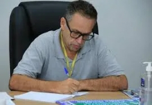 Sindicato e Fenaj repudiam ataque de secret&aacute;rio a jornalista Adriana Teodoro