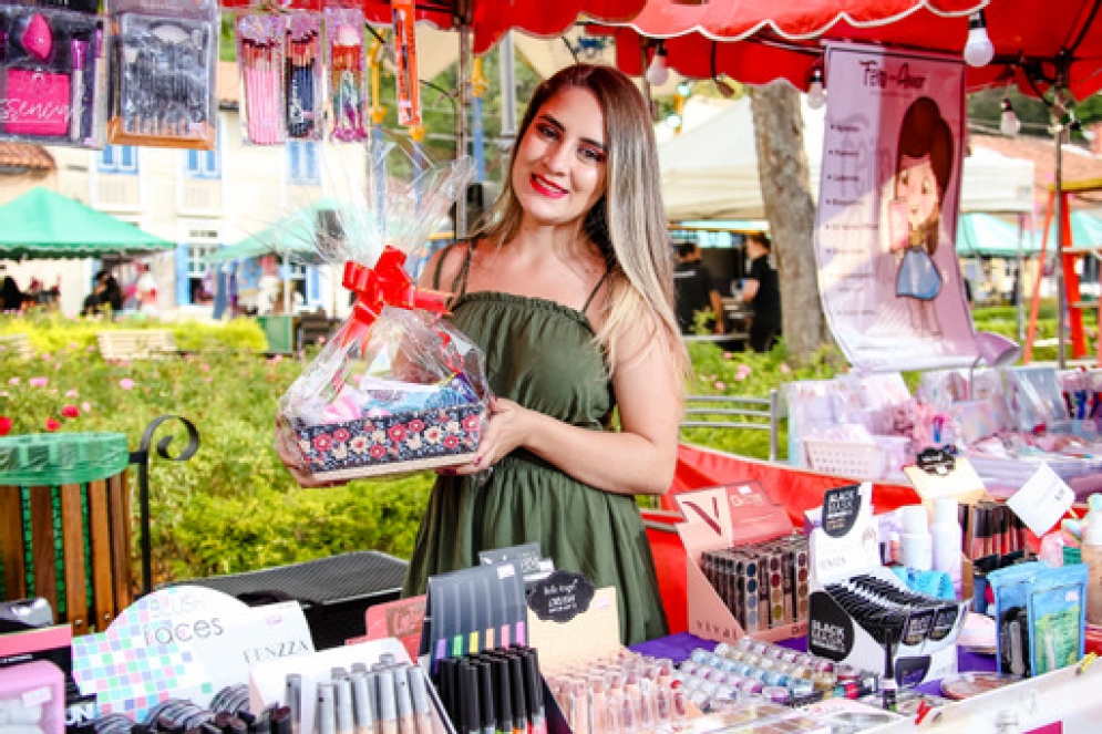 Em sua segunda edi&ccedil;&atilde;o, Feira da Mulher Empreendedora incentiva a economia local e regional