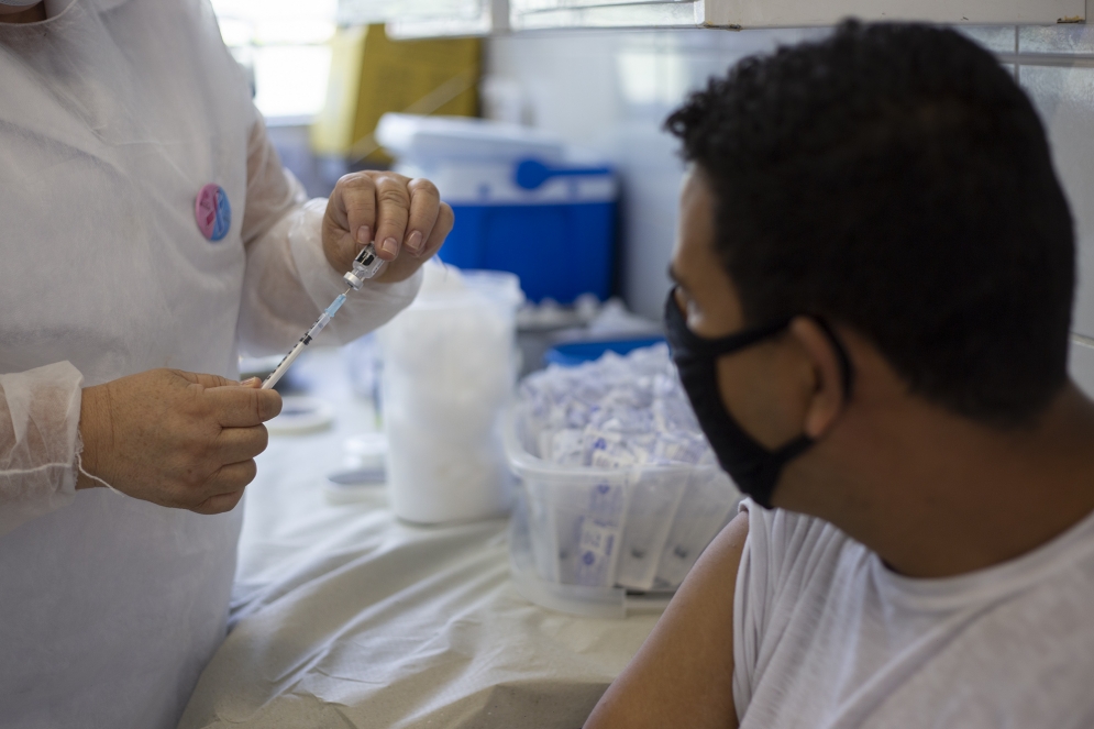 Em Cotia, 20 mil pessoas est&atilde;o com a 2&ordf; dose da vacina contra a Covid atrasada