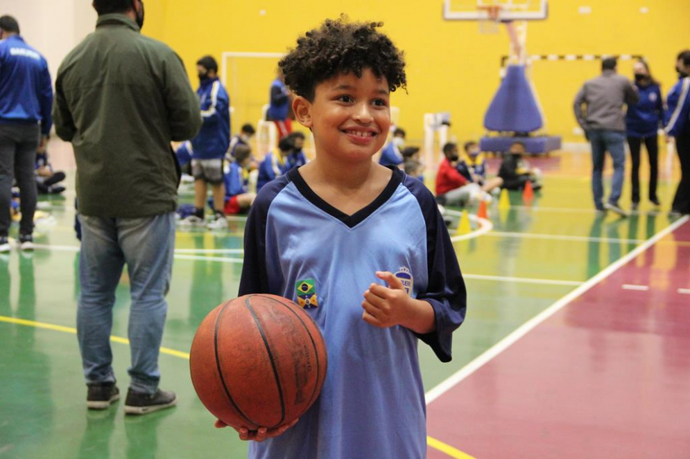 Lucca dos Santos, orgulho do basquete de Barueri, parte para conquistar o mundo