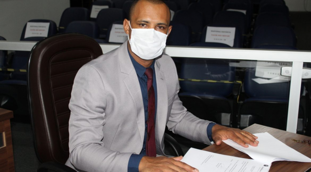 L&eacute;o da Feira quer adicional de penosidade aos servidores da Sa&uacute;de que atuam na linha de frente contra a COVID-19