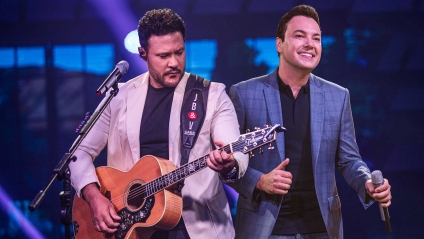 Jandira celebra seus 61 anos com dupla João Bosco & Vinícius