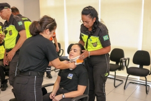 Agentes de Barueri passam por treinamento de primeiros socorros
