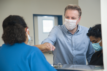 Prefeito de Itapevi entra na Justiça para garantir serviços de energia elétrica e fornecimento de água à população vulnerável