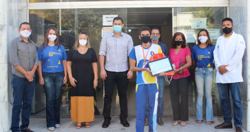 Aluno piraporense ganha medalha na Olimp&iacute;adas Brasileira de Astronomia e Astron&aacute;utica