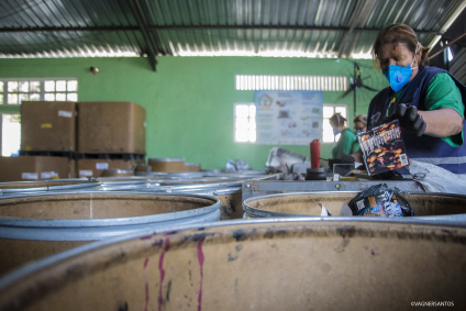 Dia Internacional da Reciclagem: coleta passa por 12 bairros e 80 condomínios