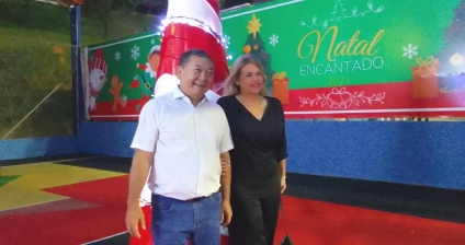 Prefeito Dr Sato abre o Natal Encantado 2021 com show, parque de diversões e Vila do Noel
