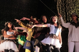 Legenda: Alunos do curso de Teatro far&atilde;o apresenta&ccedil;&otilde;es curtas no Parque Dom Jos&eacute;, dia 19