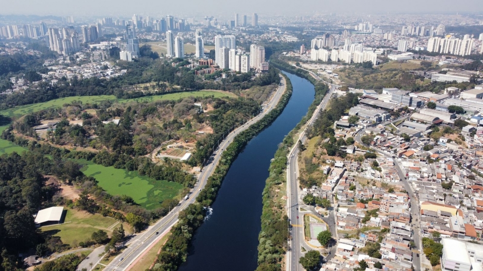 Barueri lidera ranking das 100 melhores cidades para investimento no setor de servi&ccedil;os