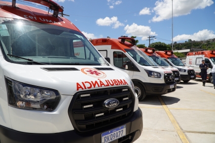 Vereador Fabio Betera conquista 3 ambulâncias do SAMU para Jandira