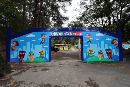Prefeitura reinaugura Cidade da Criança