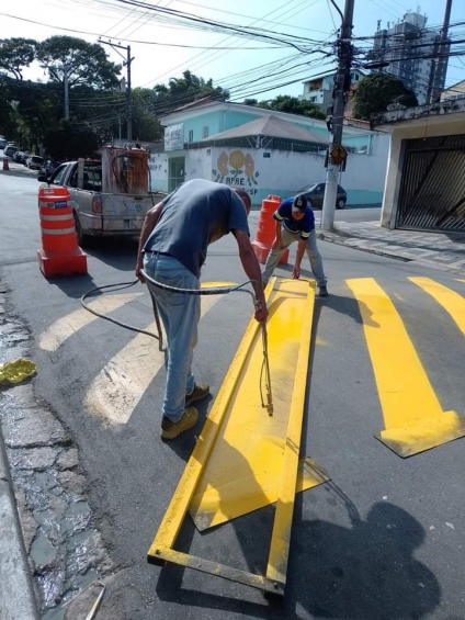 Ações de sinalização viária é ampliada em toda cidade