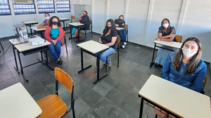 Prefeitura promove treinamento de &ldquo;Boas Pr&aacute;ticas&rdquo; para produ&ccedil;&atilde;o da merenda escolar